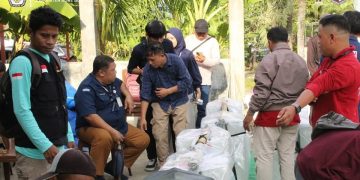 Distribusi logistik Pilkada serentak untuk Pemilihan Gubernur dan Wakil Gubernur, serta Bupati dan Wakil Bupati Bone Bolango.
