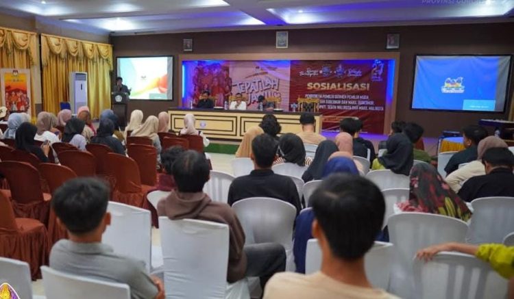 "Nobar" film Tepatilah Janji bersama pemilih muda Gorontalo.