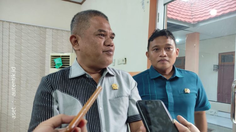 Ketua Komisi III, Nasir Giasi didampingi Anggota Mohamad Afif.