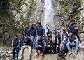 Aston Gorontalo saat melaksanakan kunjungan ke salah satu destinasi wisata alam, Air Terjun Taludaa di Kecamatan Taludaa, Kabupaten Bone Bolango.