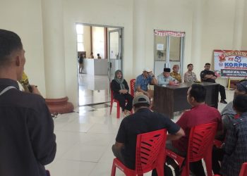 Audiens Pemerintah bersama DPRD dan Masyarakat Desa Siduwonge, Selasa (21/1/2025).