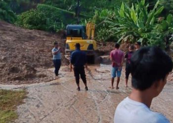 Longsor yang terjadi di wilayah Kabupaten Gorontalo Utara, Jumat (24/1/2025). Aset : FB/Aditya Wisnu
