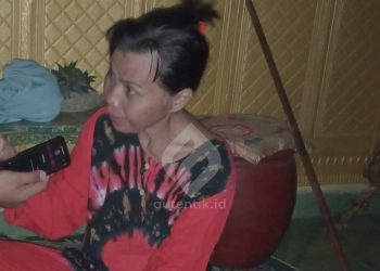 Asna Padja (55), warga Desa Bulotalangi Barat, Kecamatan Tapa, Kabupaten Bone Bolango, Gorontalo, korban si Jago Merah, Selasa (11/2/2025).