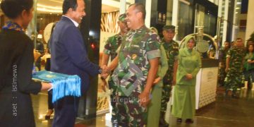 Pangdam XIII/Merdeka disambut hangat oleh GM Aston Gorontalo.