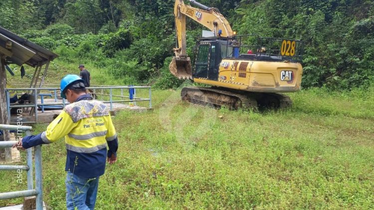 Pani Gold Project saat turut andil dalam pemeliharaan fasilitas Perumda Air Minum Tirta Moolango Kabupaten Pohuwato, Gorontalo.