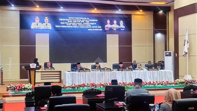 Paripurna ke-13 DPRD Kabupaten Pohuwato, Selasa (4/3/2025).