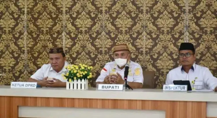Ketua DPRD Beni Nento (kiri) saat menghadiri peluncuran Indikator Indeks Pencegahan Korupsi Daerah (IPKD) Monitoring Center for Prevention (MCP) Tahun 2025.