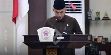 Penyampaian pandangan umum Fraksi NasDem atas LKPJ Pemerintah Kabupaten Pohuwato tahun 2024, Senin (14/4/2025).