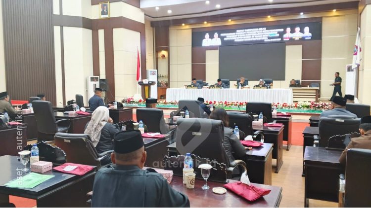 Paripurna DPRD Kabupaten Pohuwato, Selasa (3/6/2025)